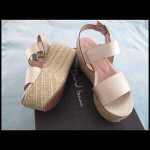 SANDALS Size 6 DAVID ISAAC Wedge PLATFORMS style DALLAS Color: GOLD NWT 🆕